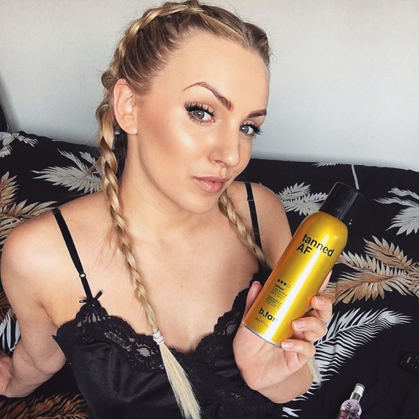 tanned AF® bronzing mist